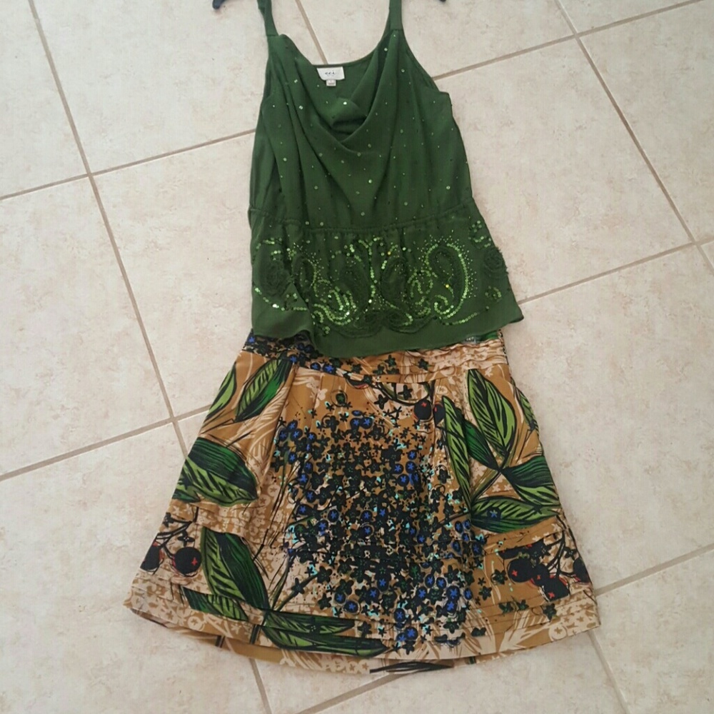 NWOT Green sequin tank top, size L